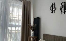 Apartament Parkowa-prywatny parking